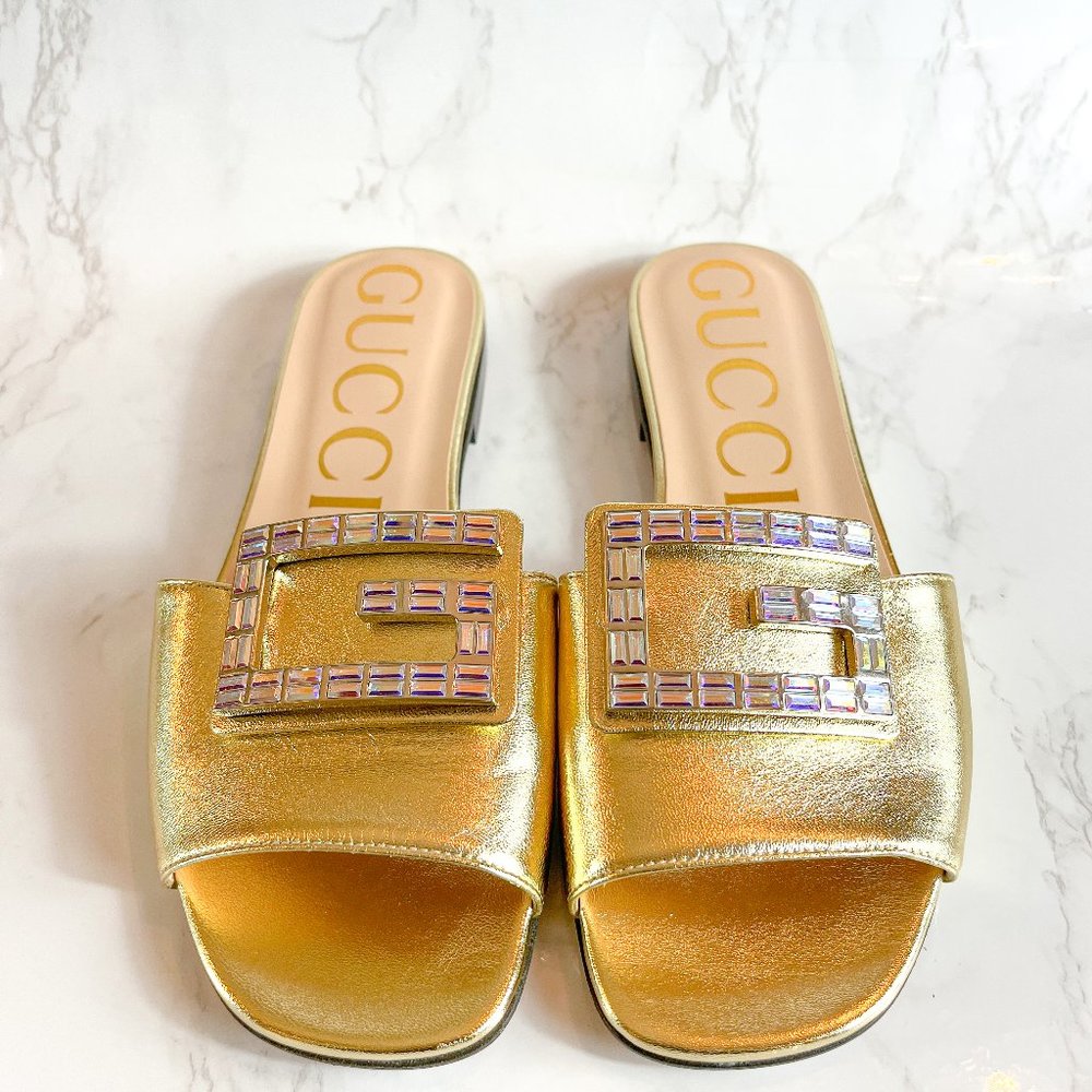 Gucci Madelyn Gold Letter Jewel Flat Sandal